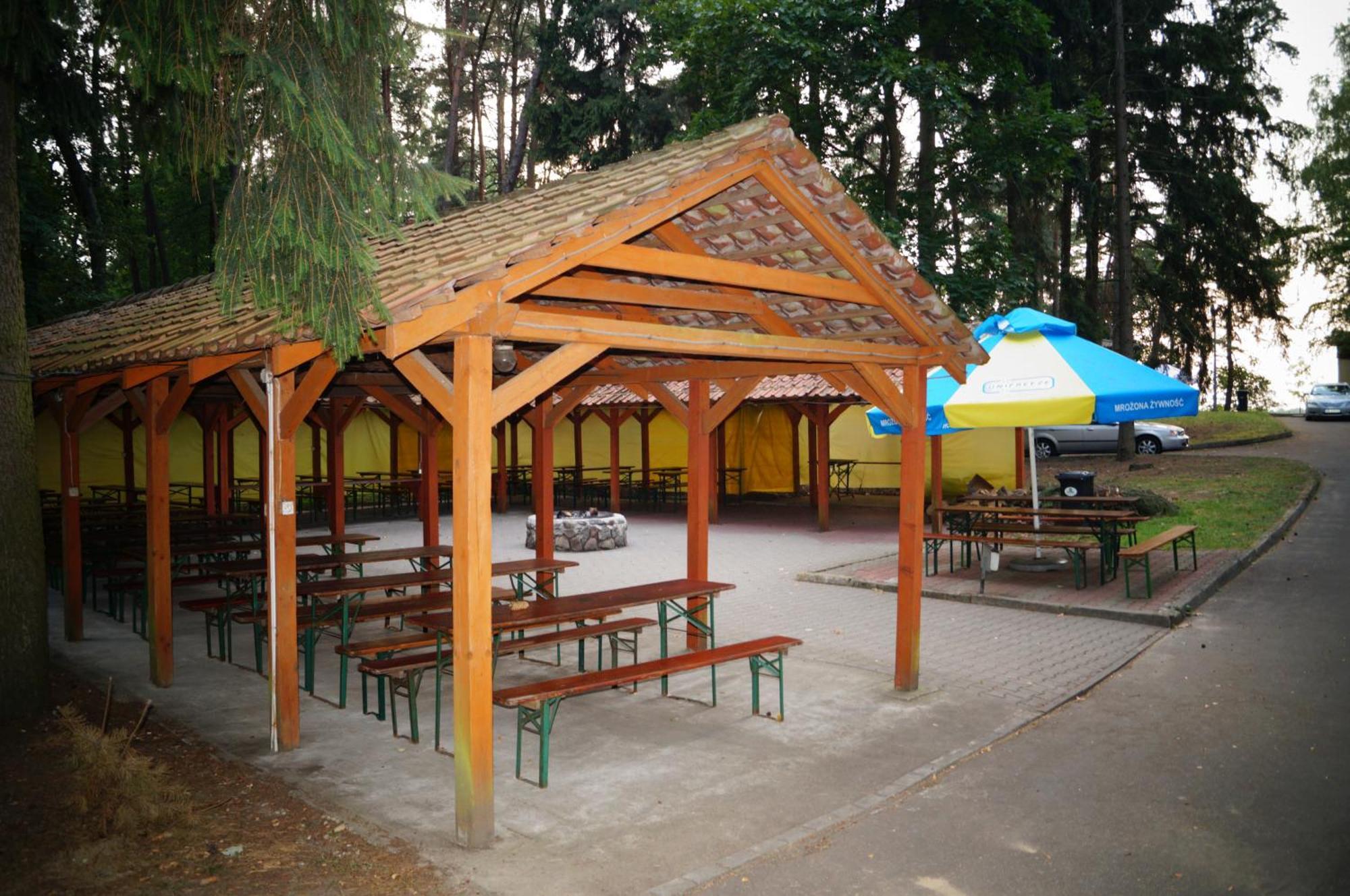 Ow Inter Piast Kalbornia - Z Wlasna Plaza Z Kapieliskiem I Przystania Dąbrówno Exterior foto