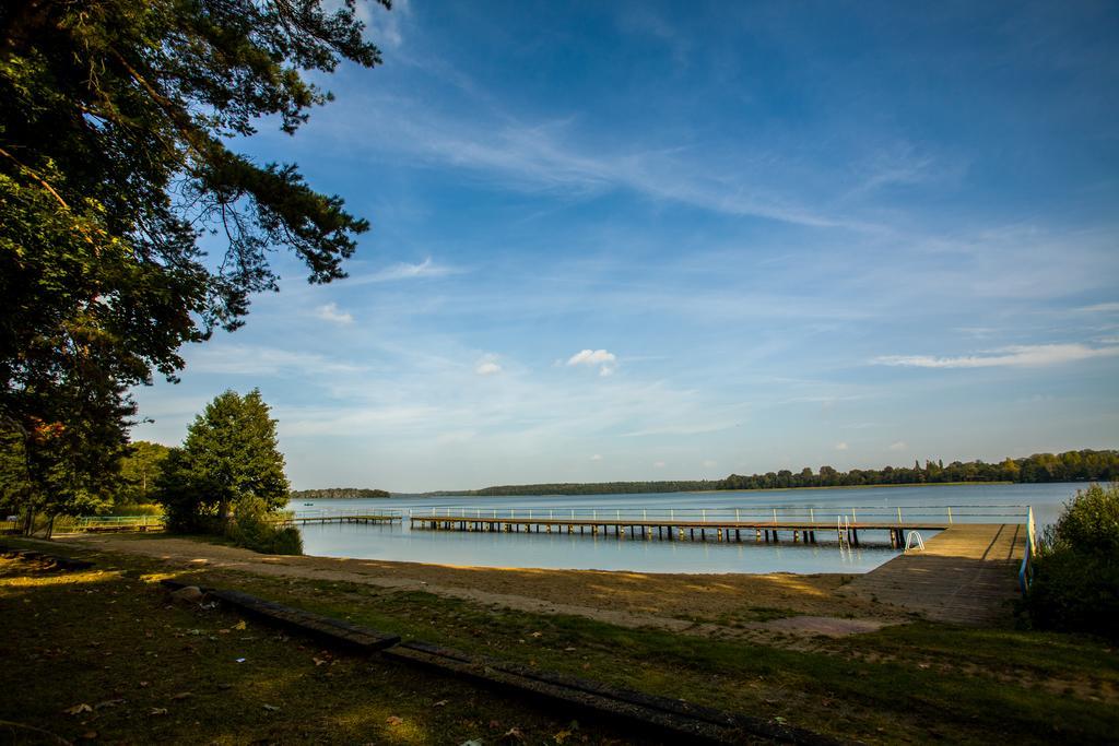 Ow Inter Piast Kalbornia - Z Wlasna Plaza Z Kapieliskiem I Przystania Dąbrówno Exterior foto